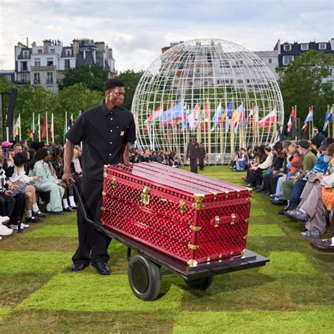 Louis Vuitton sul tetto della Maison de l’UNESCO di Parigi 